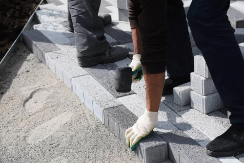 Тротуарная плитка Ригель, Гранит, Серый, высота 80 мм (66*196; 66*266; 66*326; 106*354; 106*446)