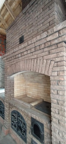 Красный Горный камень одинарный Полнотелый