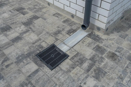 Тротуарная плитка Старый город, Гладкий, Антрацит, высота 60 мм (160*160; 260*160; 160*100)