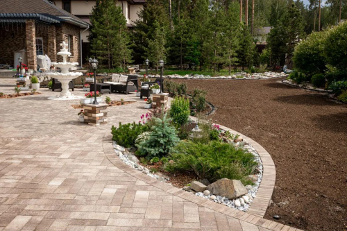 Тротуарная плитка Регата, Гранит, Хаски, высота 60 мм (280*120; 360*120; 480*120; 480*160; 640*160)