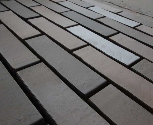 Кирпич графит антика пустотелый одинарныйпо цене 80 руб./шт