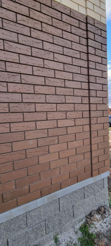 Кирпич коричневый кора дуба пустотелый полуторныйпо цене 61.35 руб./шт